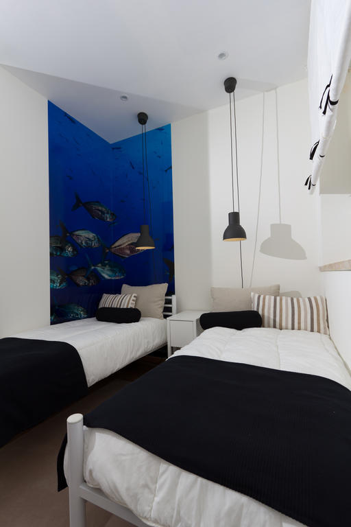 Turismo Do Seculo Hotel Estoril Quarto foto A wall hanging
