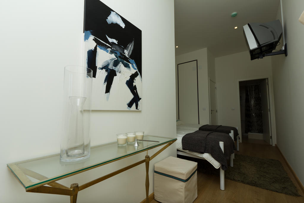Turismo Do Seculo Hotel Estoril Quarto foto A bedroom in the apartment