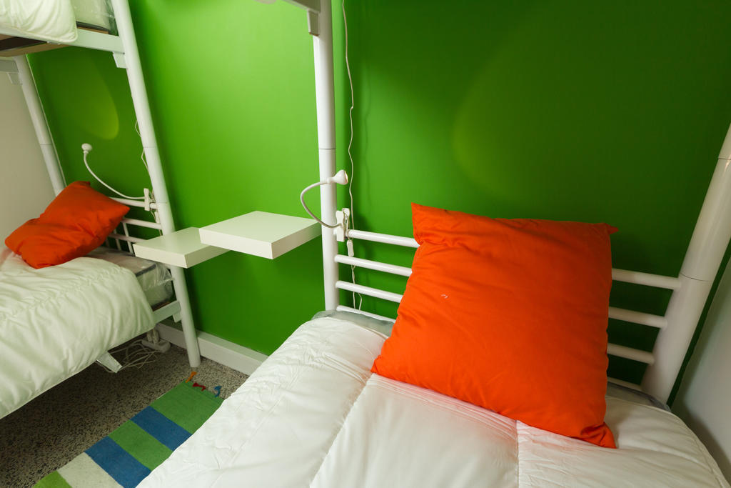 Turismo Do Seculo Hotel Estoril Quarto foto A typical room at the hostel