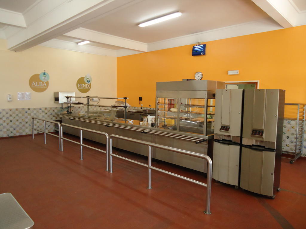 Turismo Do Seculo Hotel Estoril Exterior foto The kitchen at the hostel